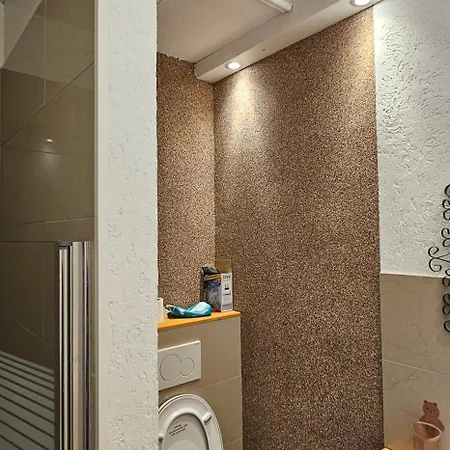 Apartment Zentralgelegene Im Eg Ketsch