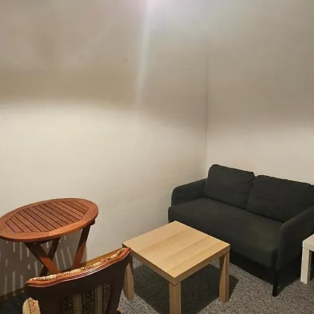 Zentralgelegene Im Eg Apartment *